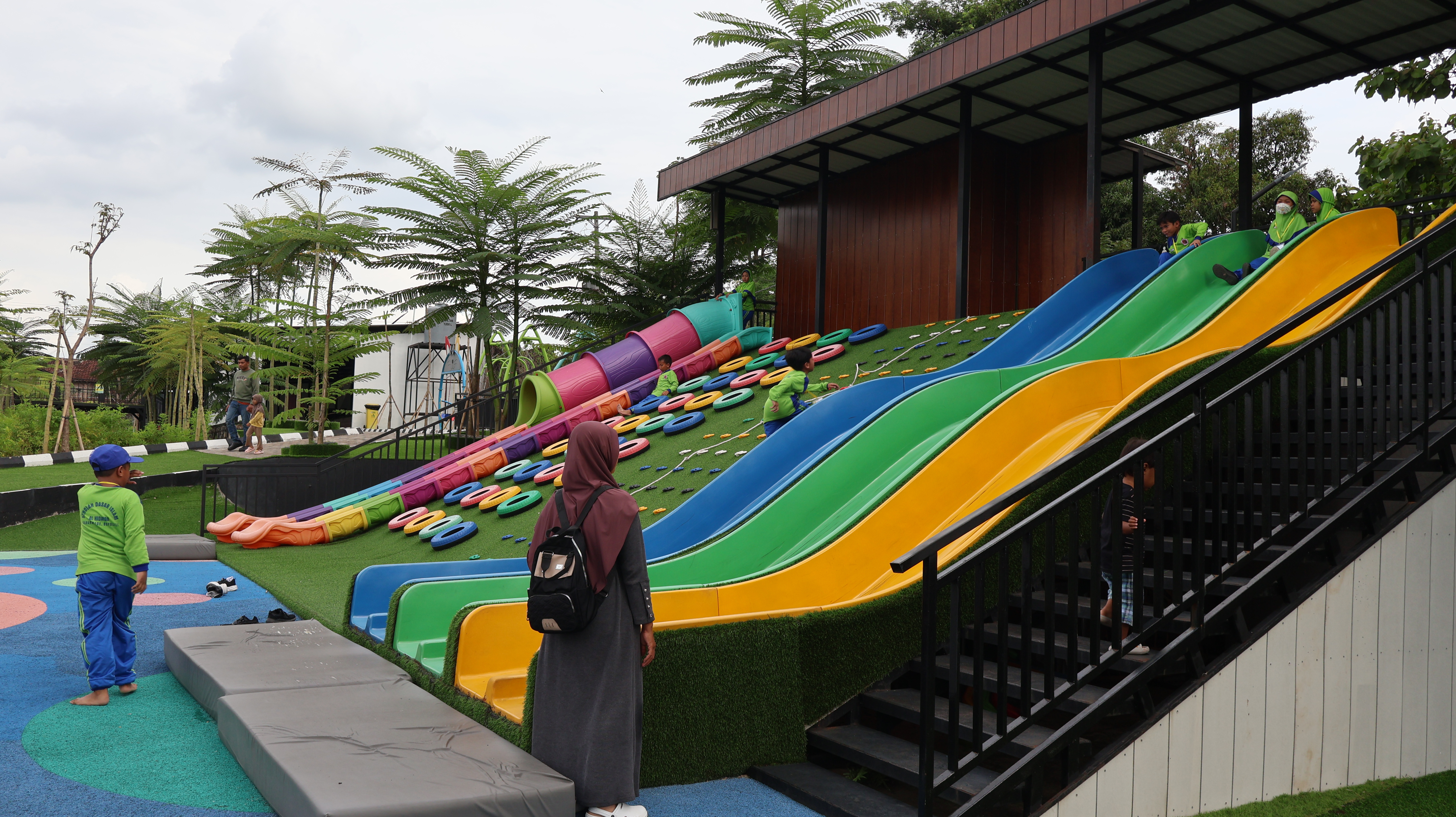 Foto 3 The Nice Park Solo