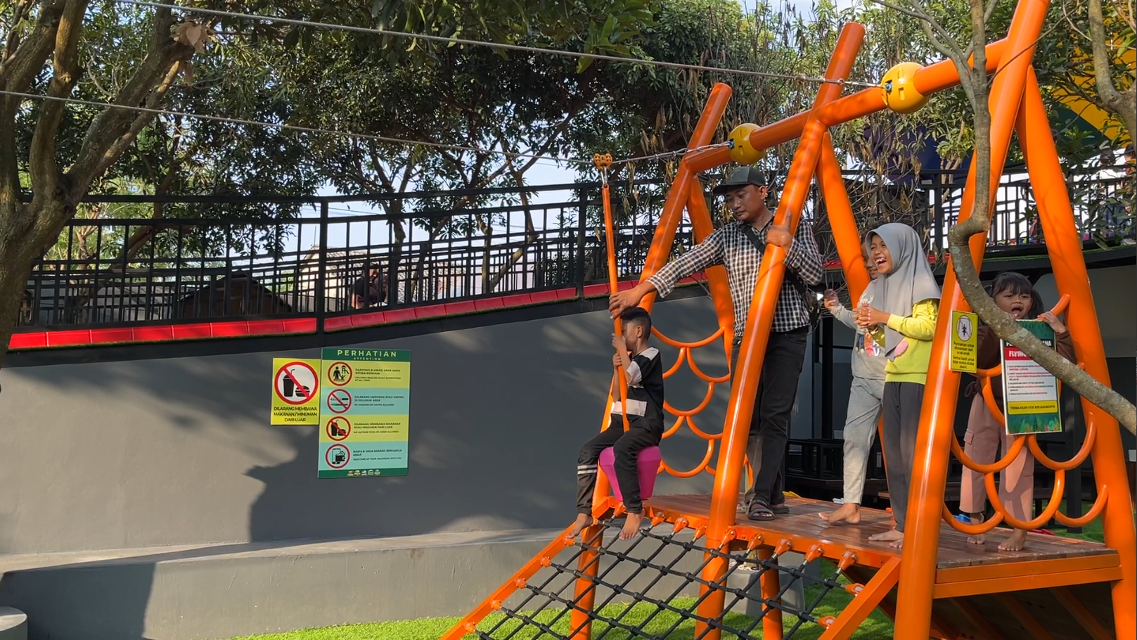Foto 4 The Nice Playland Kudus
